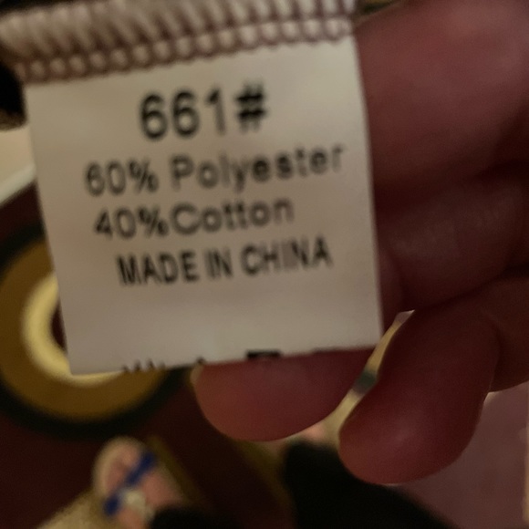 Z Avenue Hoodie with two side pockets. Finger ring pull with a two way zipper. - Picture 10 of 10